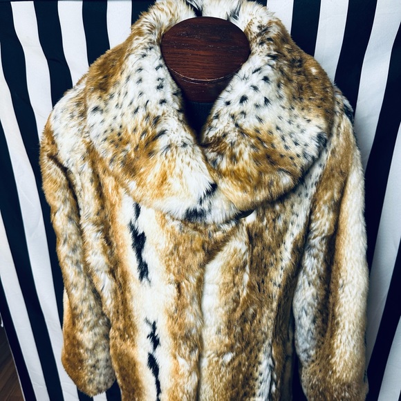 Pamela McCoy Full Length Bobcat Lynx Faux Fur Coat - Picture 6 of 8